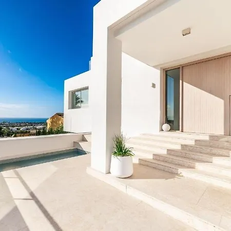 Villa 5br Elegant Exclusive - What'app - 0034-635-518-216 - For Reservations! Marbella