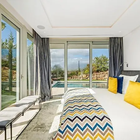 Villa 5br Elegant Exclusive - What'app - 0034-635-518-216 - For Reservations! *