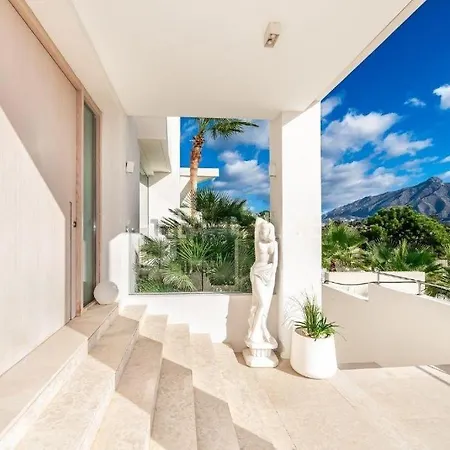 Villa 5br Elegant Exclusive - What'app - 0034-635-518-216 - For Reservations! *
